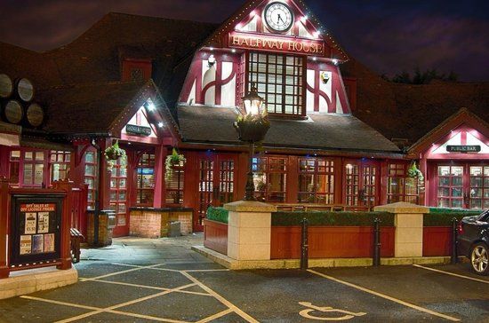 The Halfway House & Mulberry Restaurant